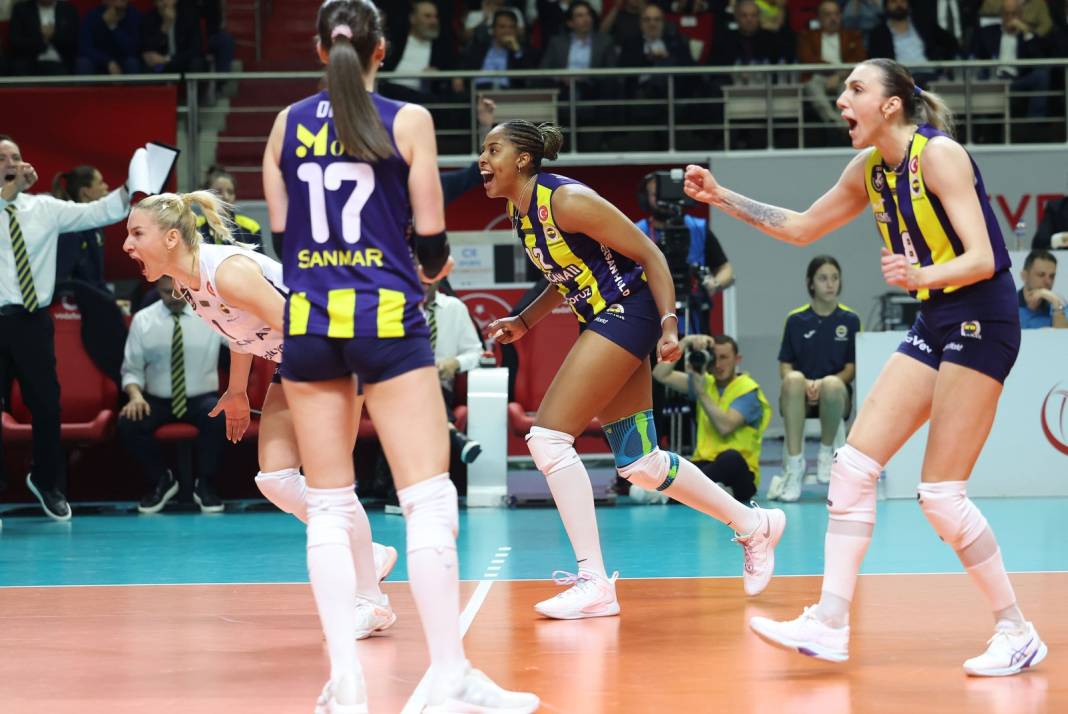 Vayy Ana Cristina! Bu ne Melissa Vargas: Dillerde bu ikili 3